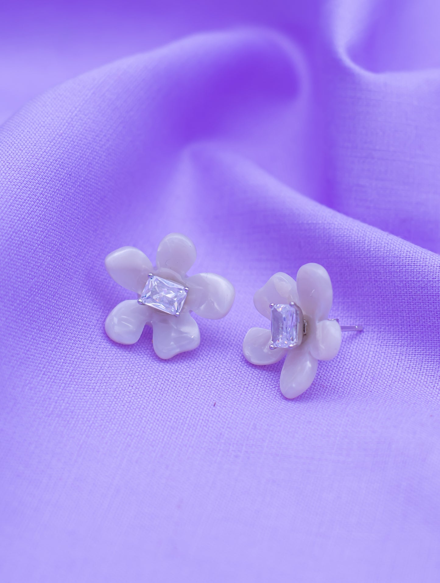White Flower-Shaped Stud Earrings