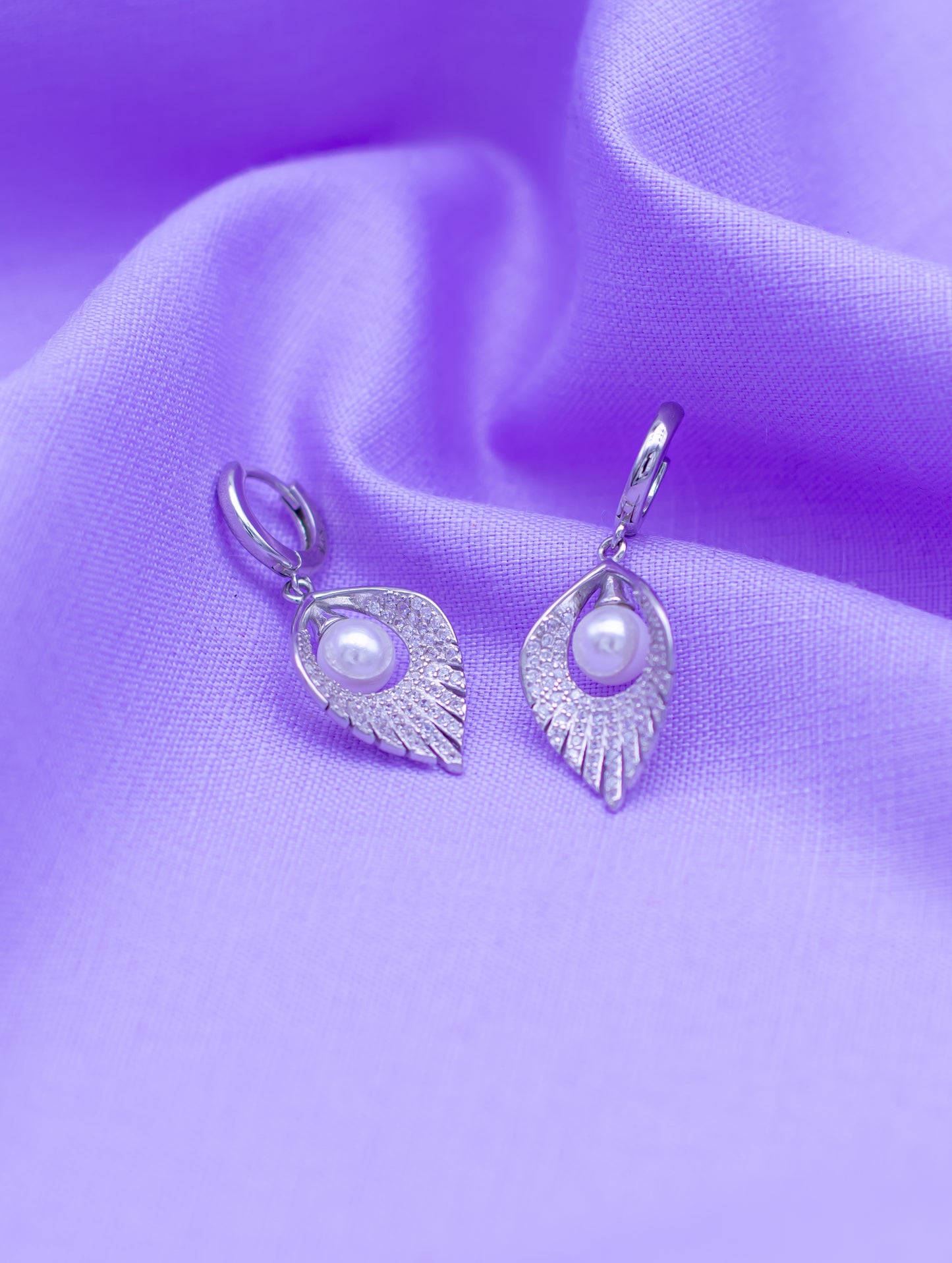 Sterling Silver Leaf Design Dangling Earrings