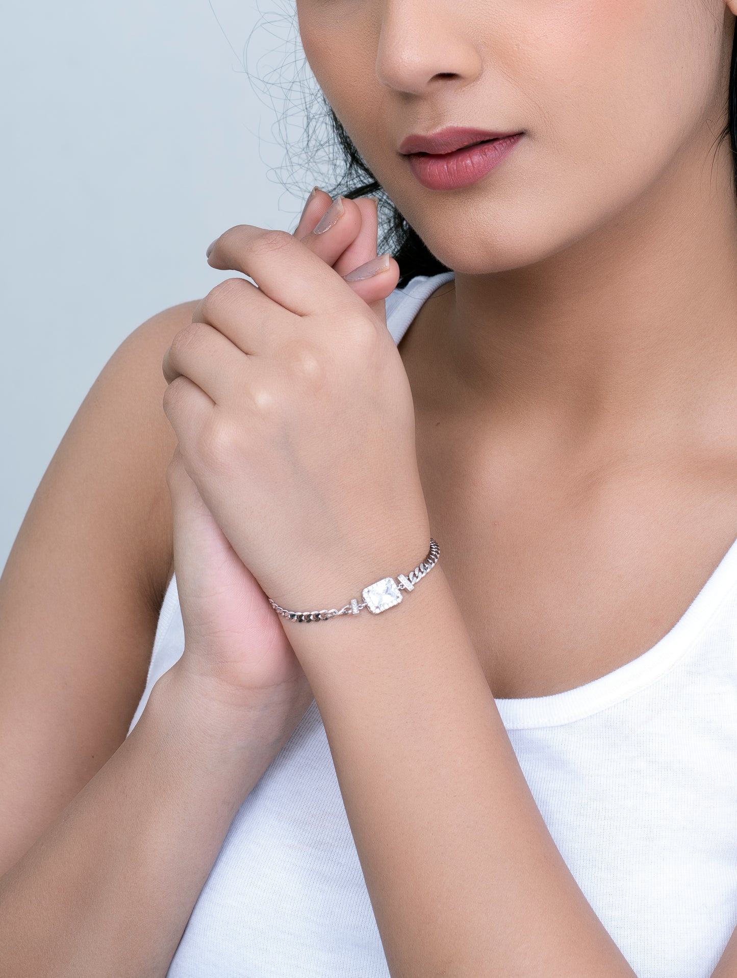 Sterling Silver Chain Bracelet with White Crystal & Swarovski Zircon Halo
