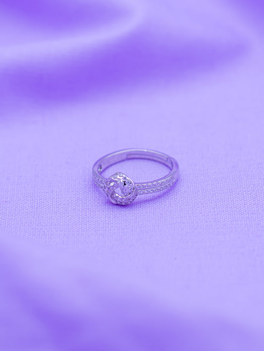 Minimalist Tangled Design Ring