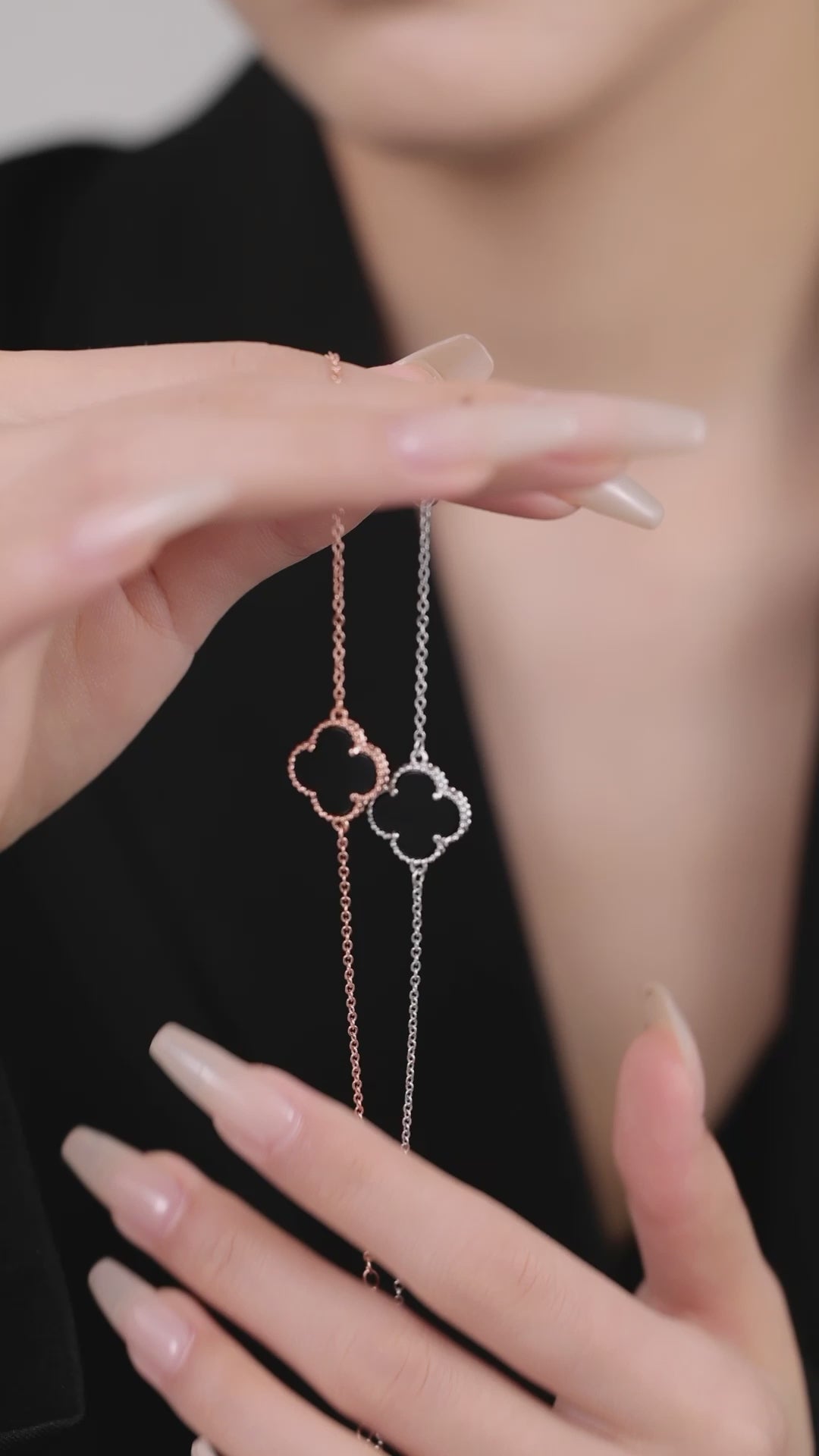 Minimalist Clover Charm Bracelet – Rose Gold Vermeil