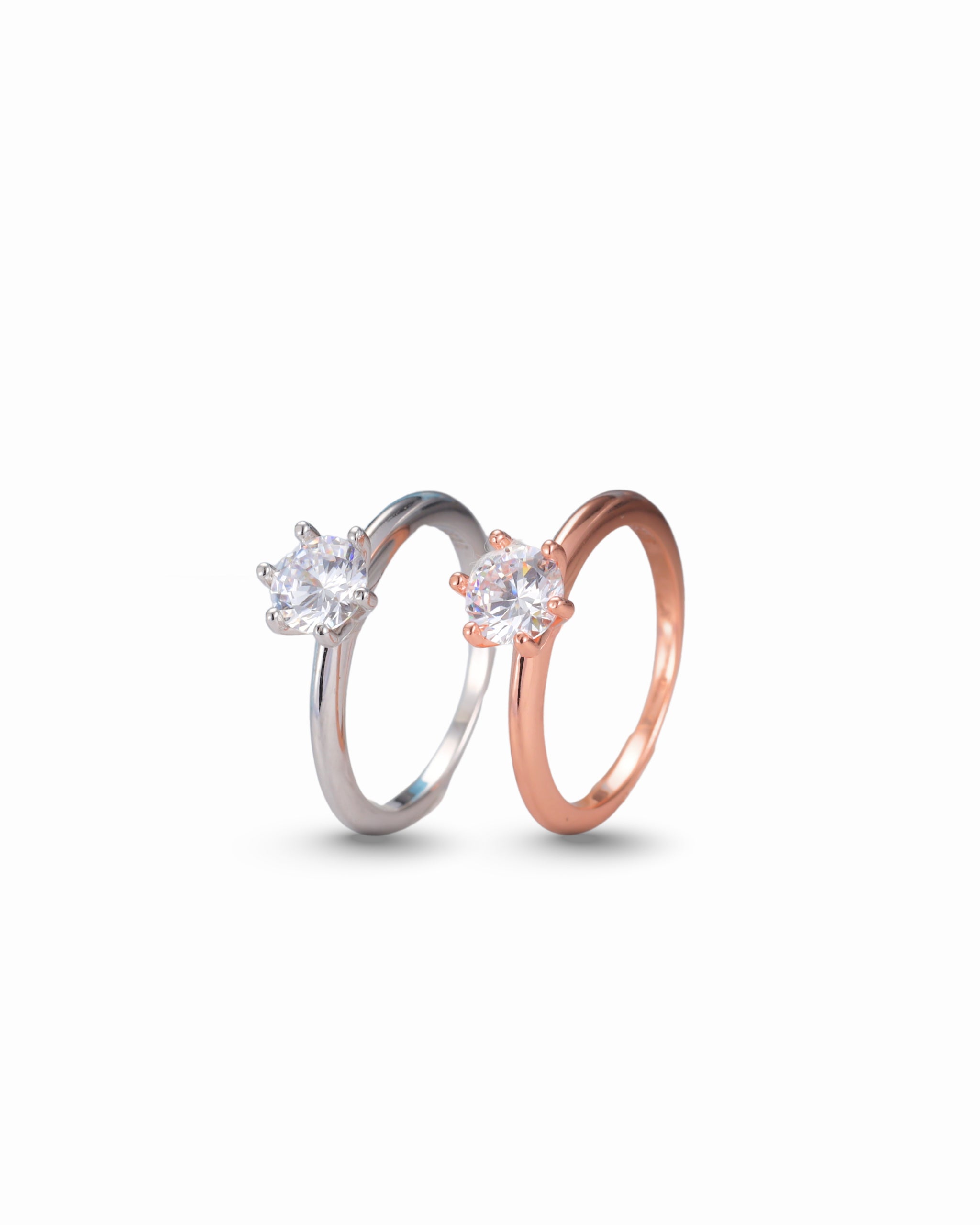 Elegant Solitaire Zircon Ring